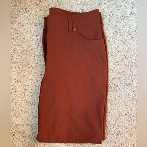 Lululemon City Sleek 7/8 5 Pocket Pant in ❤️Rust size 10❤️